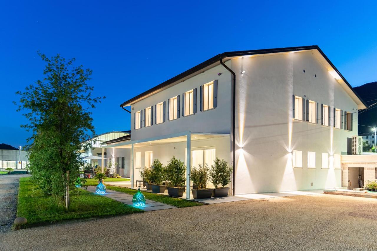 Tommyhouse Hotel Borso del Grappa Exterior photo
